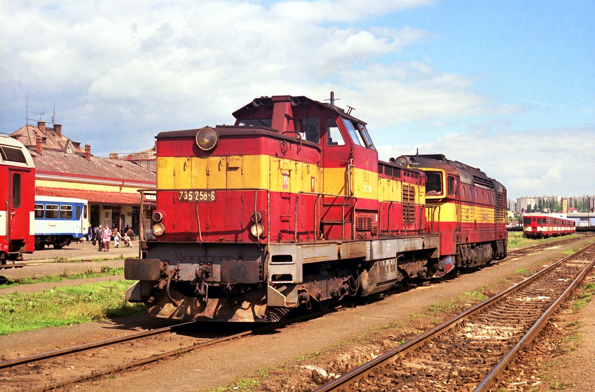 [1200x790] 735258a.jpg