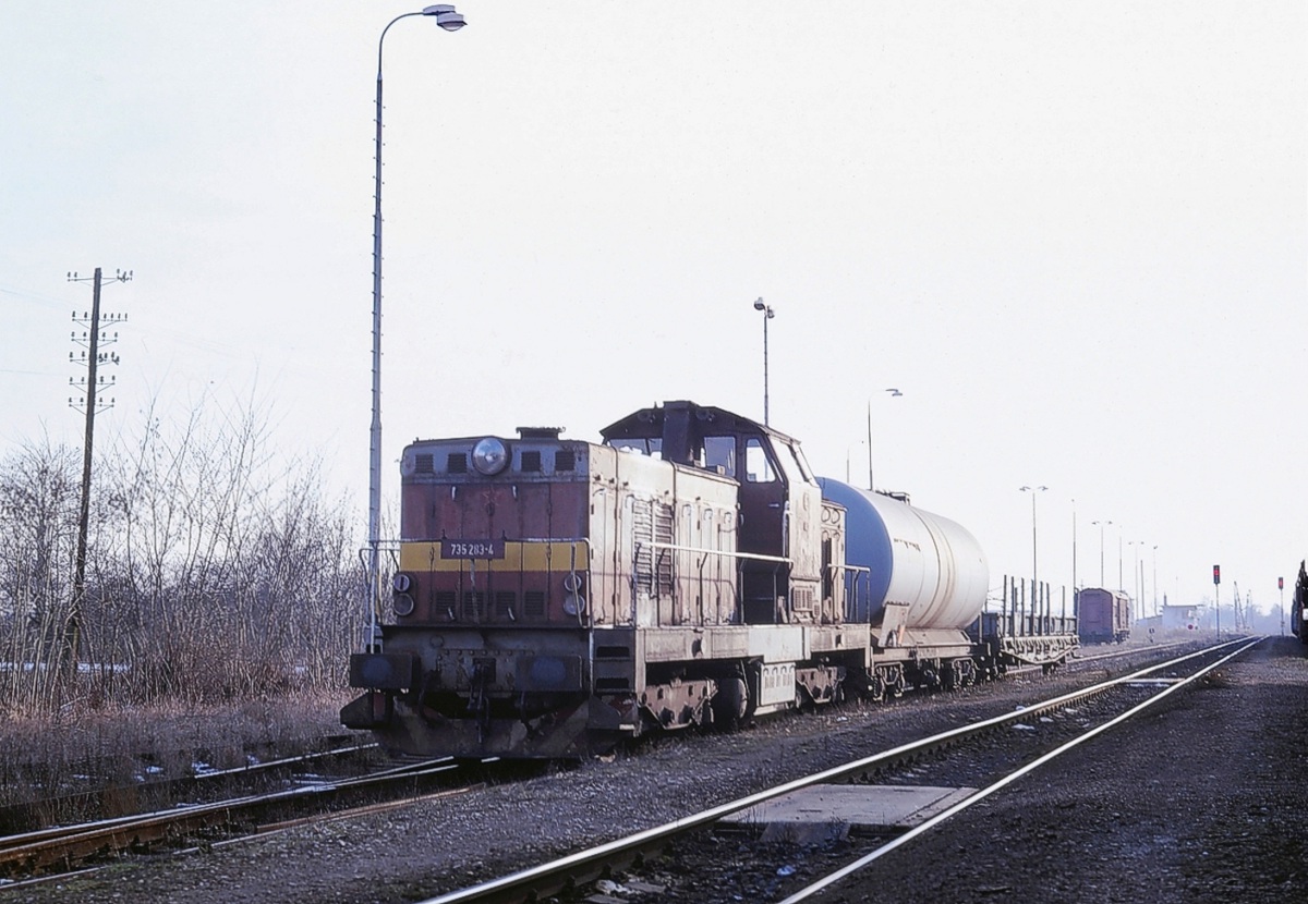 [1200x830] 735283a.jpg