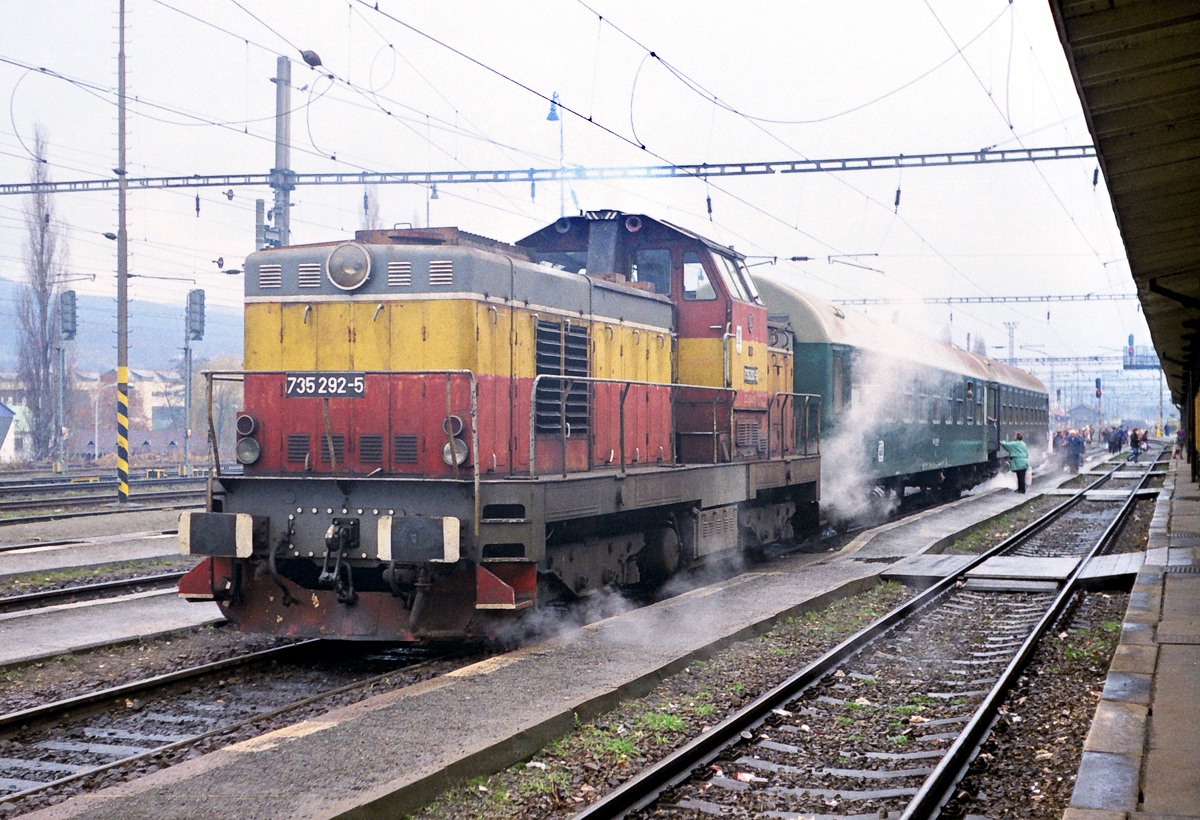 [1200x820] 735292a.jpg