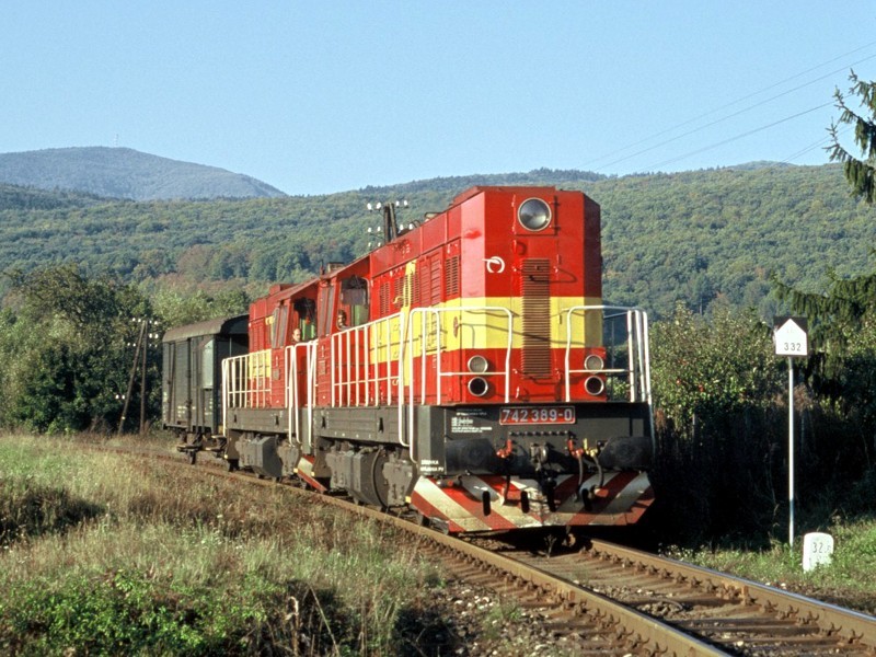 [800x600] 742389a.jpg