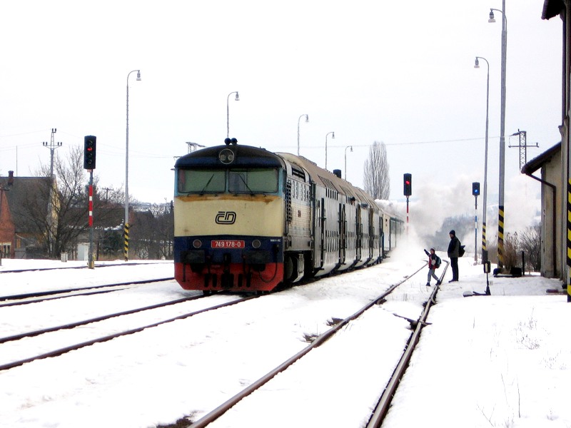 [800x600] 749178c.jpg