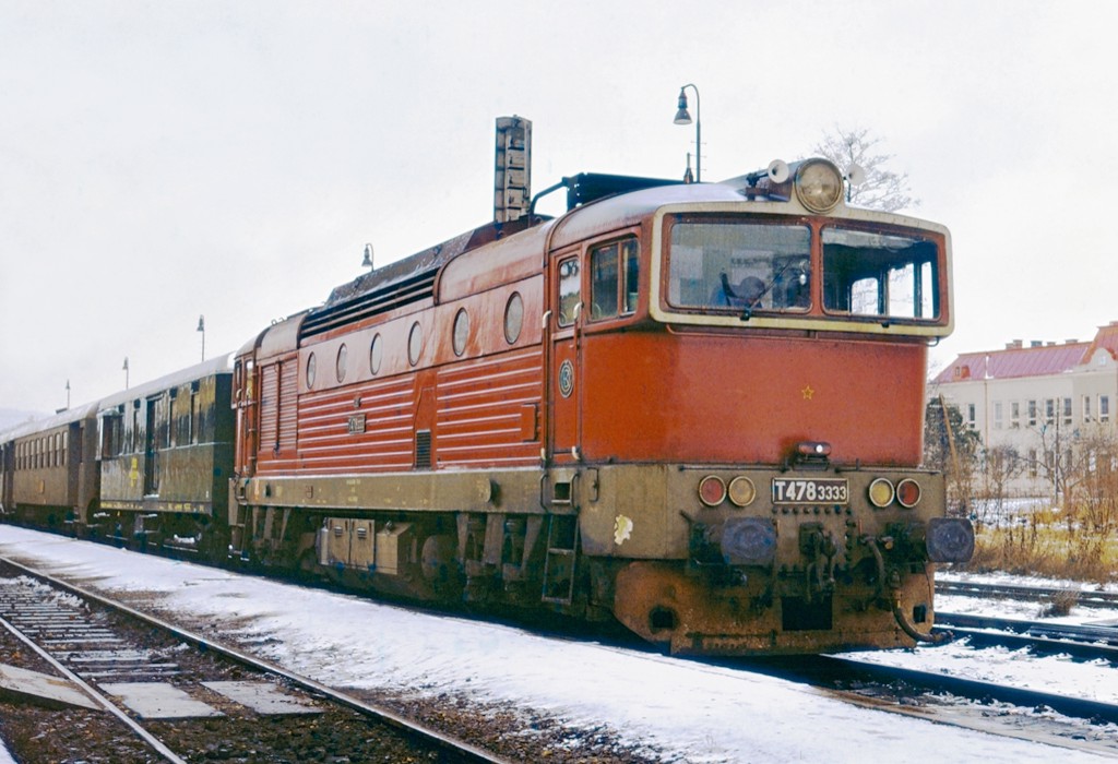 [1024x700] 753333a.jpg