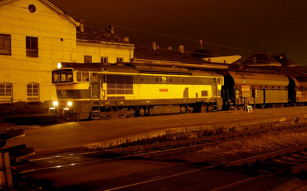 [1024x640] 753707a.jpg