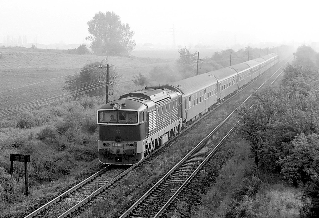 [1024x700] 754031f.jpg