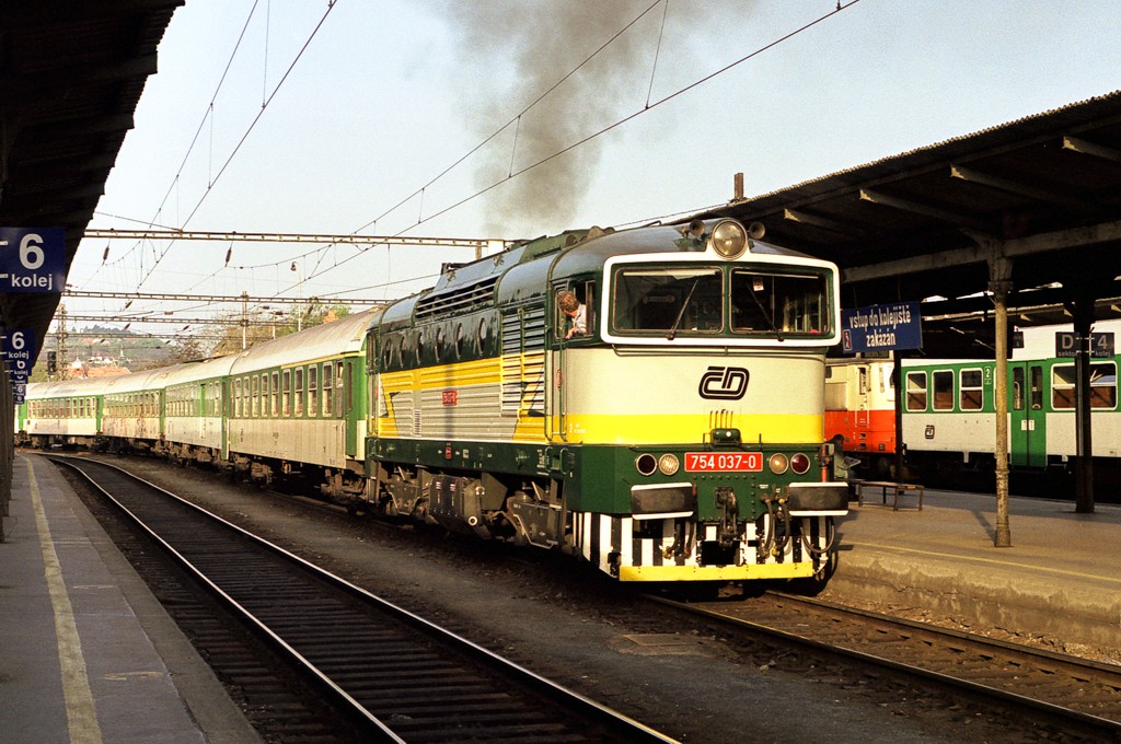 [1024x680] 754037b.jpg