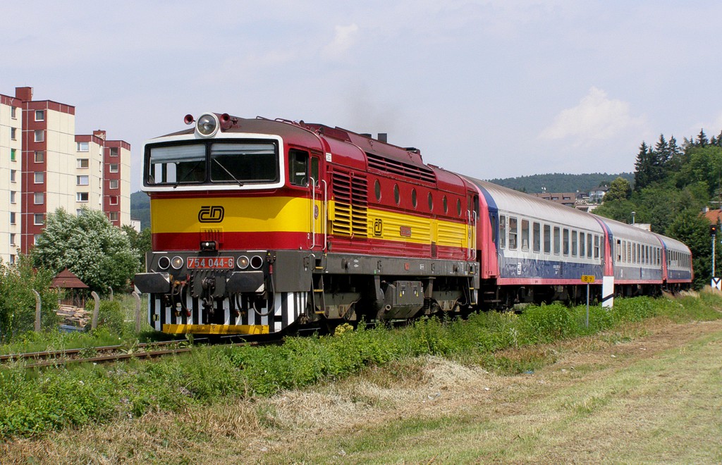 [1024x660] 754044a.jpg