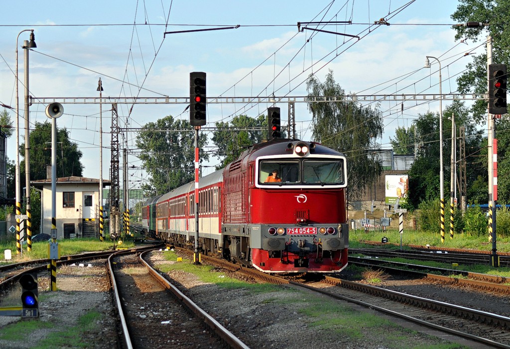 [1024x700] 754054g.jpg