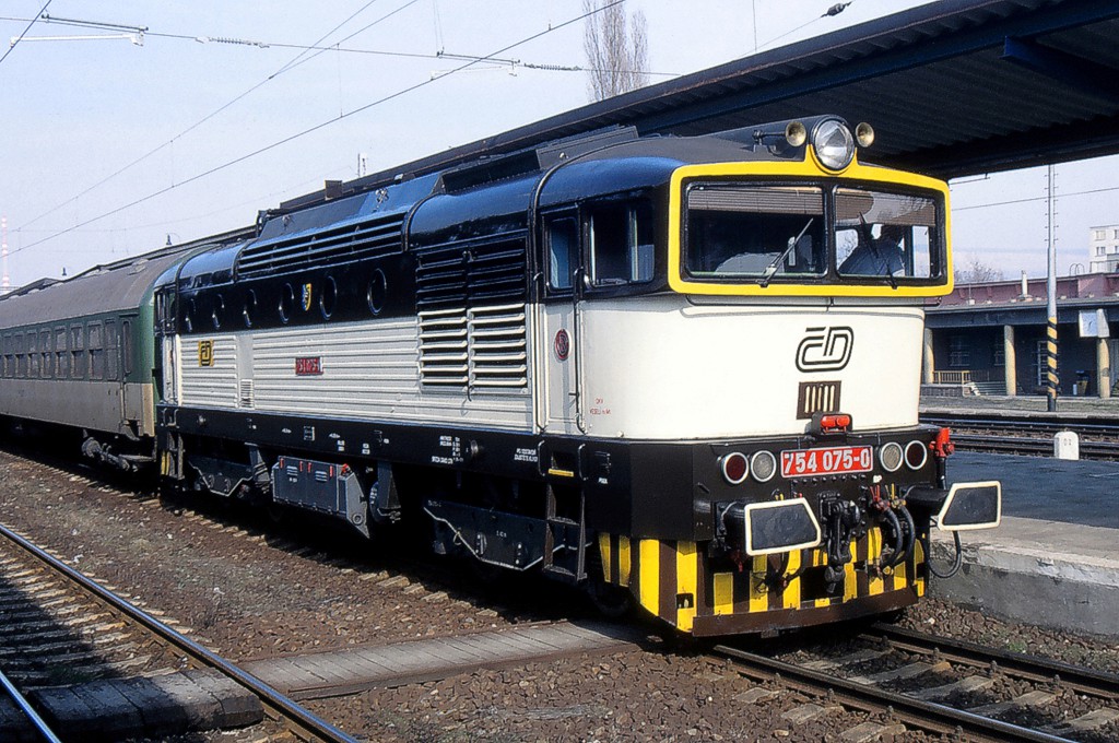 [1024x680] 754075g.jpg