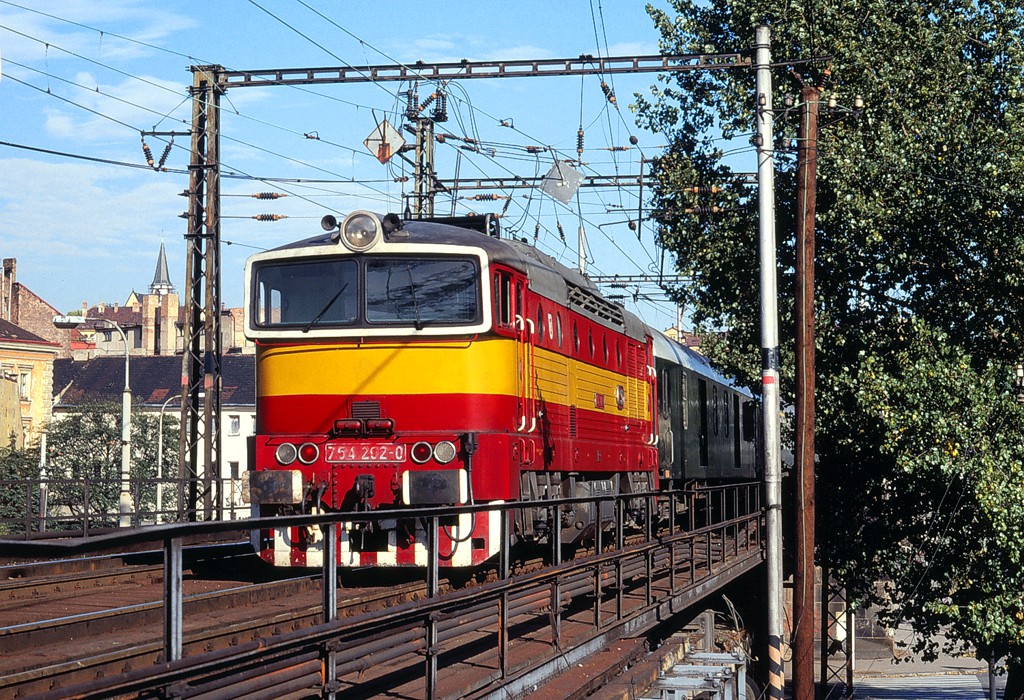 [1024x700] 754202c.jpg