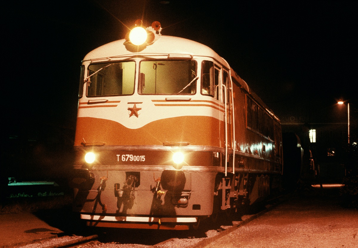 [1200x830] 776015n.jpg