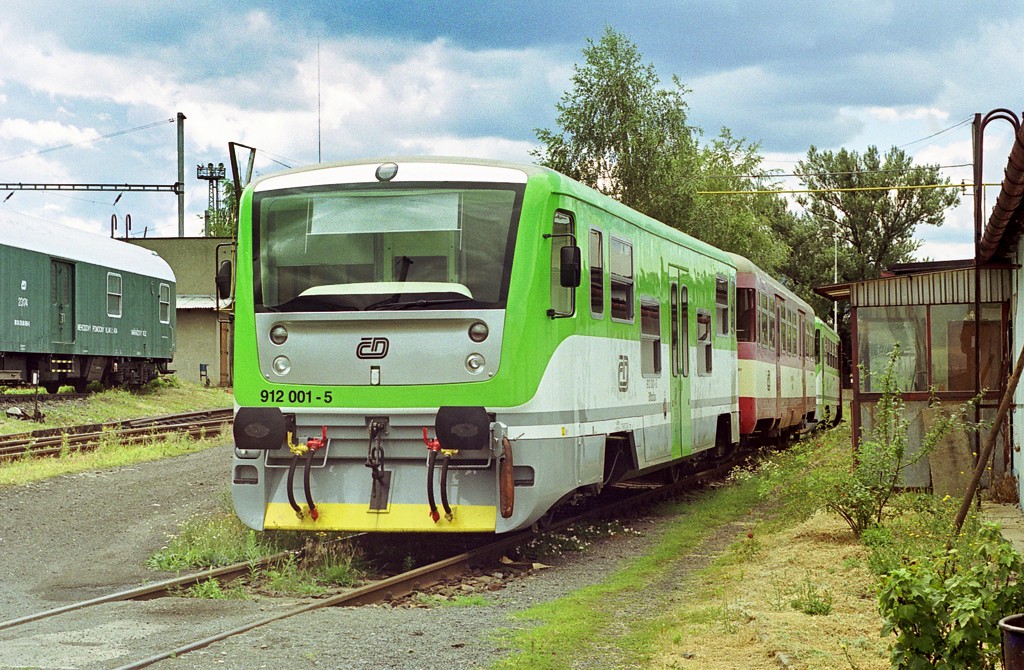 [1024x670] 912001d.jpg