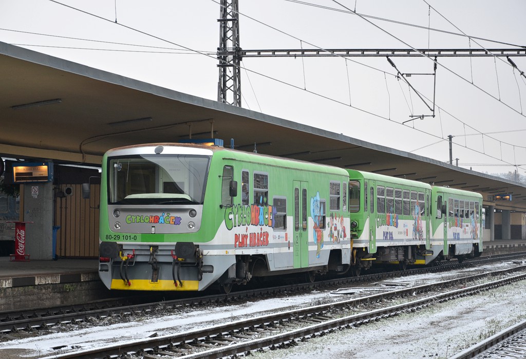 [1024x700] 912001p.jpg