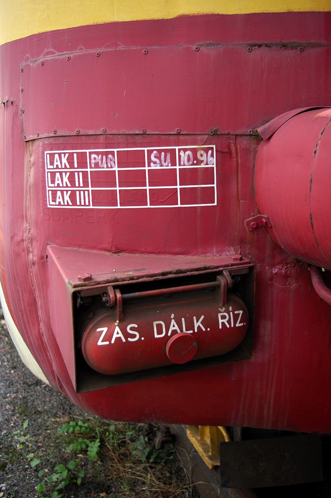 [680x1024] 820114zasuvka.jpg