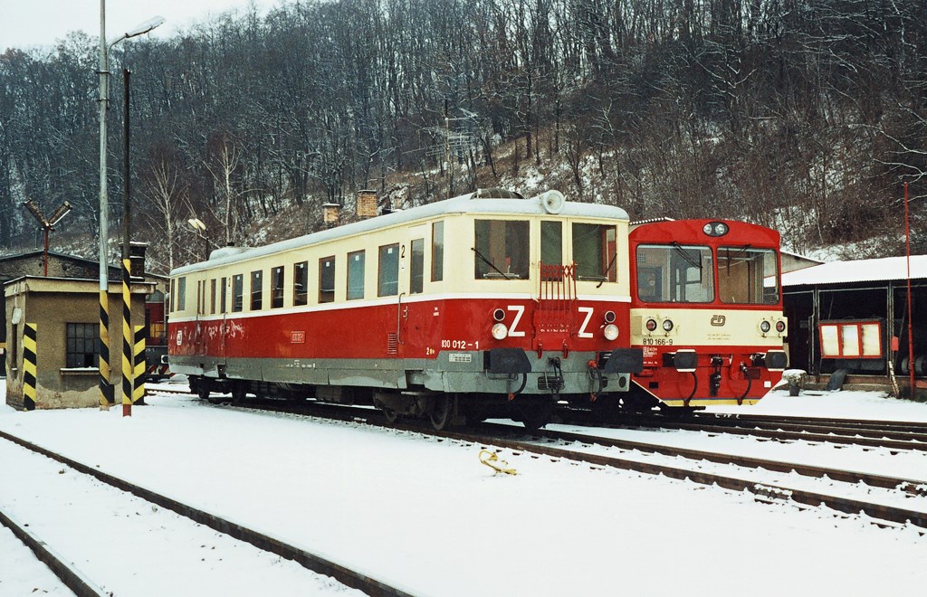 [1024x660] 830012a.jpg