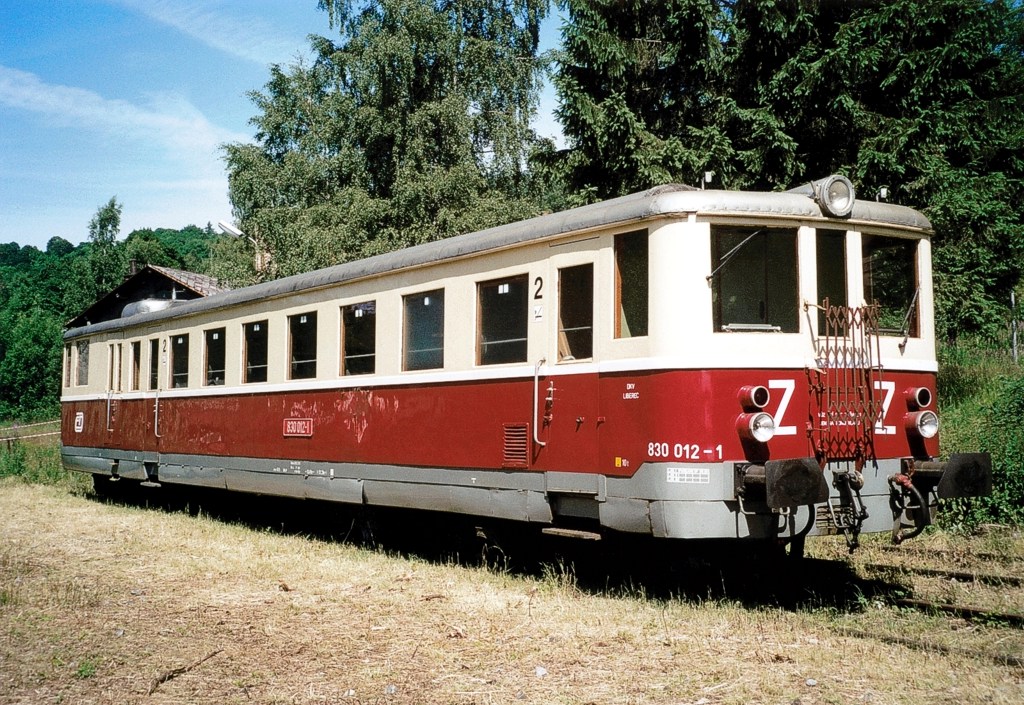 [1024x705] 830012b.jpg