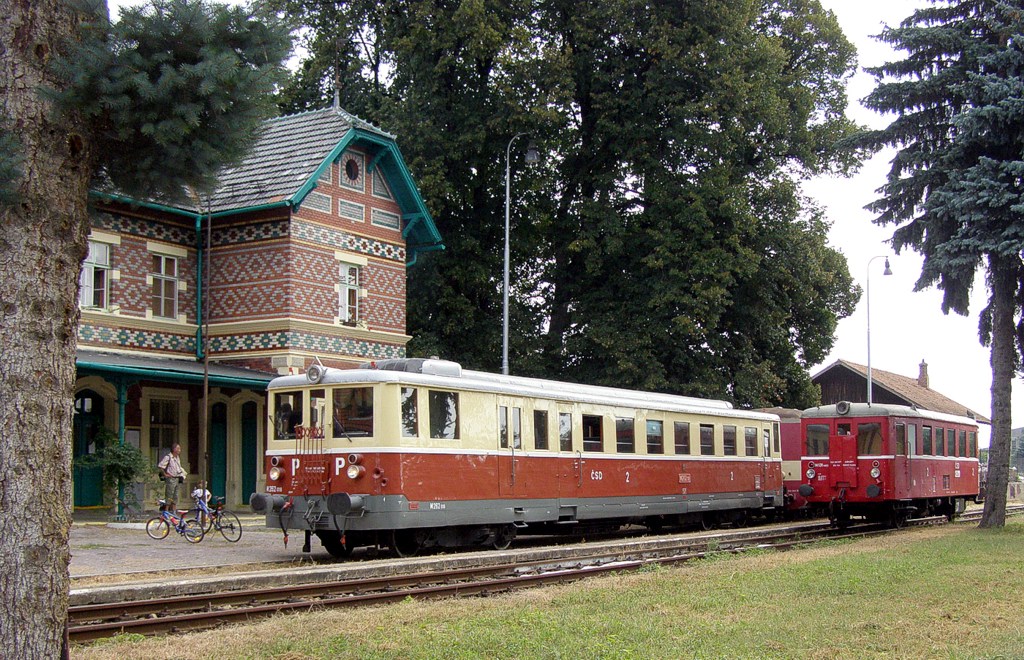 [1024x660] 830018g.jpg