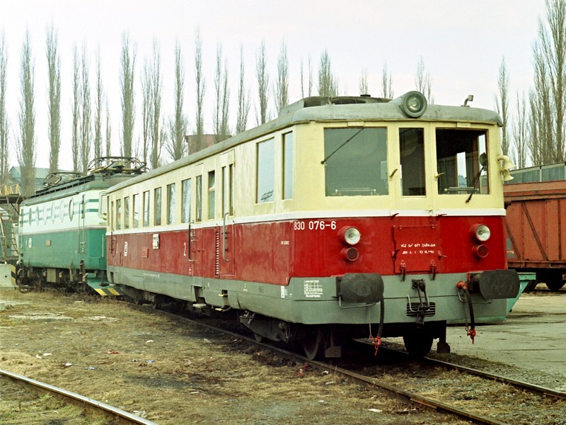 [800x600] 830076b.jpg