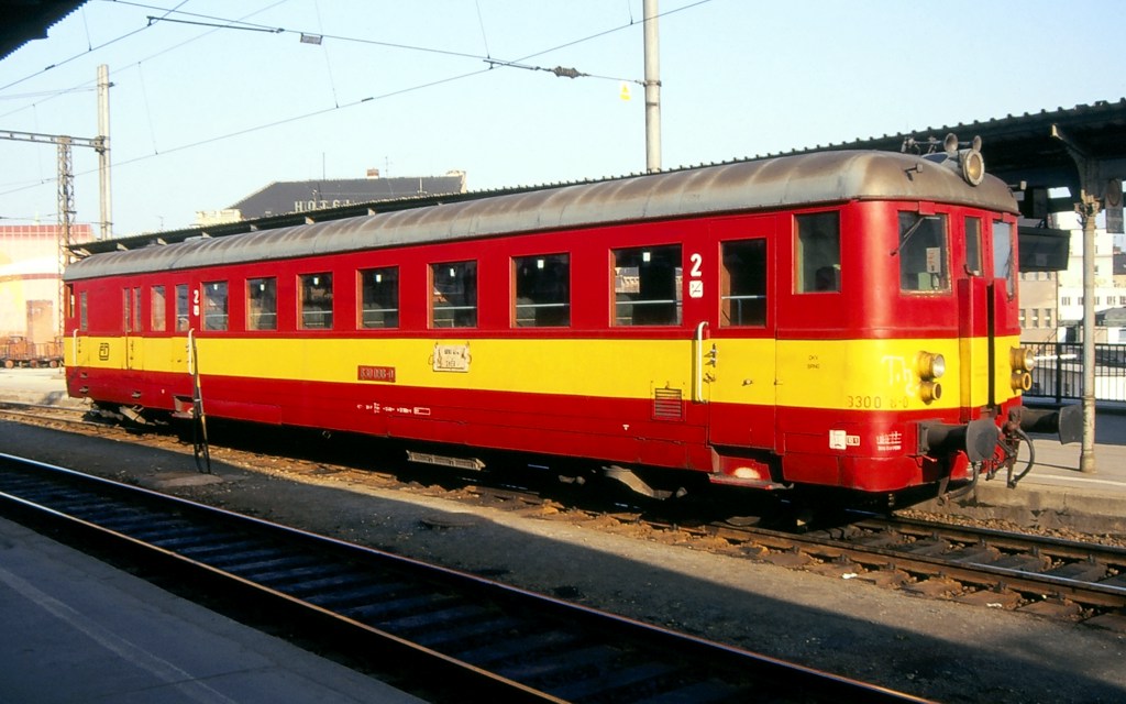 [1024x640] 830098c.jpg