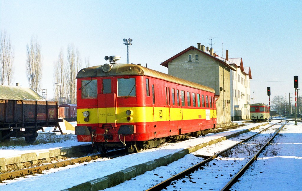 [1024x650] 830107d.jpg