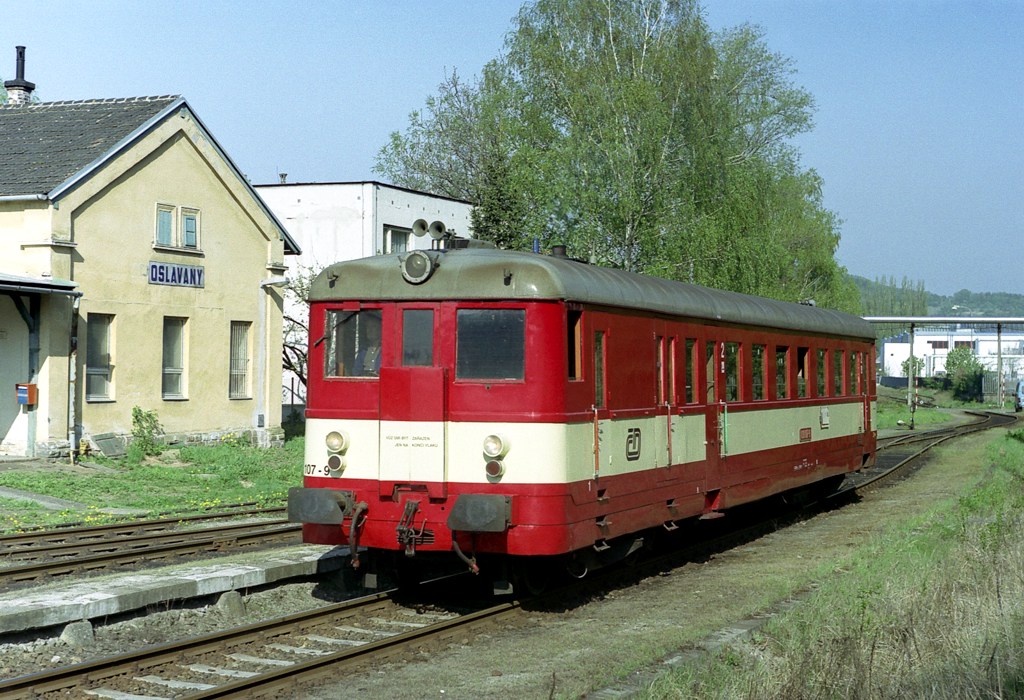 [1024x700] 830107f.jpg