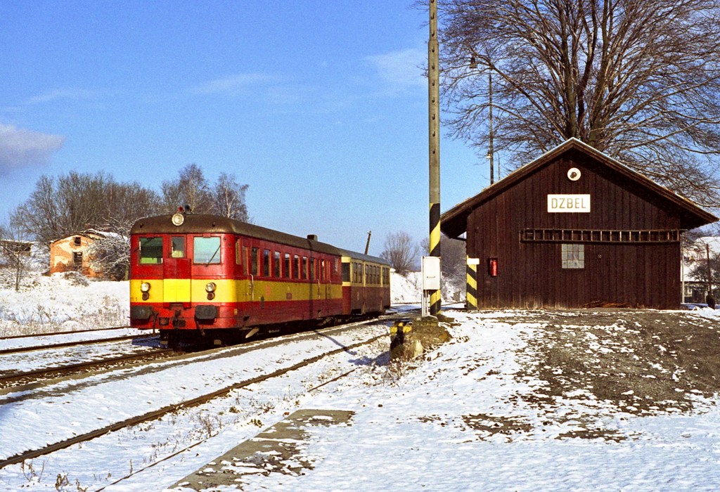 [1024x700] 830111b.jpg