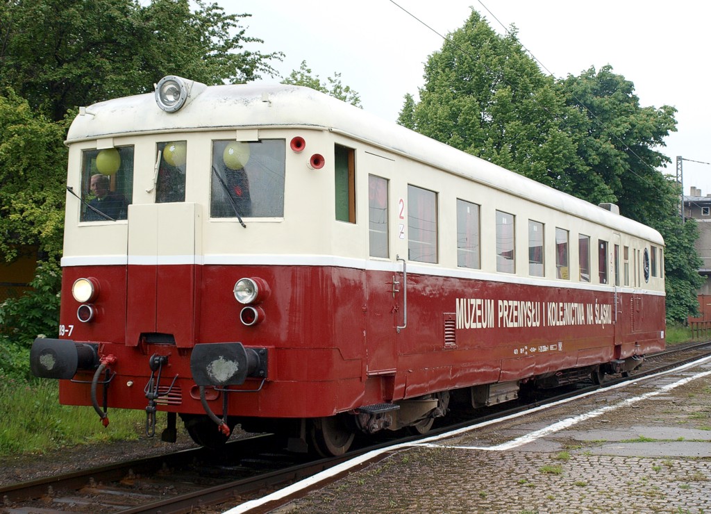 [1024x740] 830189c.jpg