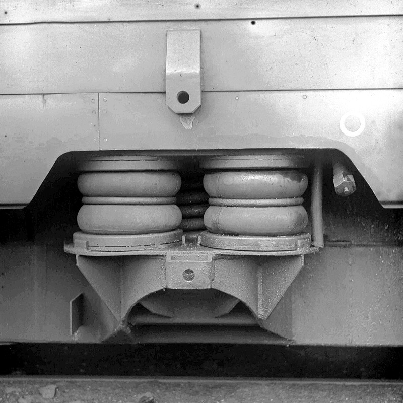 [800x800] 830199podvozek.jpg