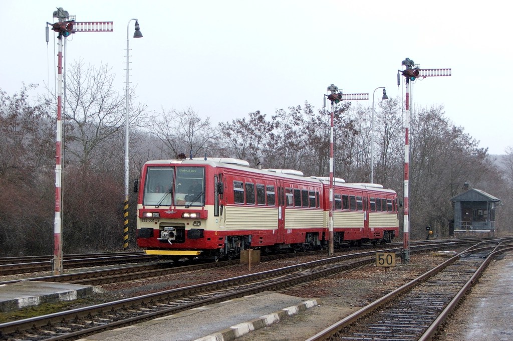 [1024x680] 835001_a.jpg