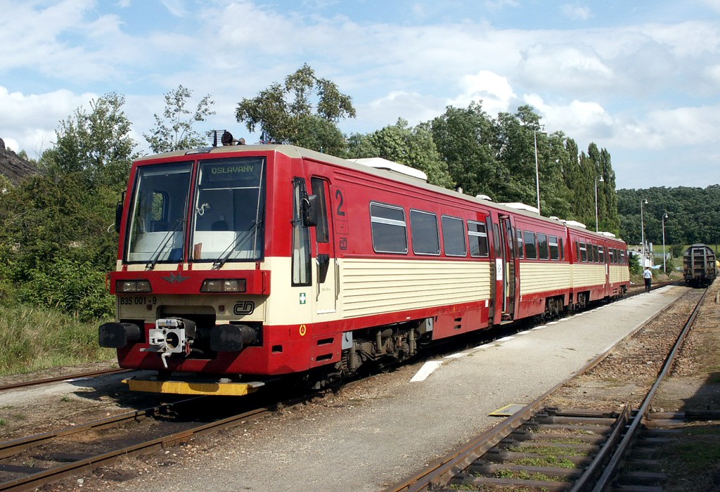 [1024x700] 835001a.jpg