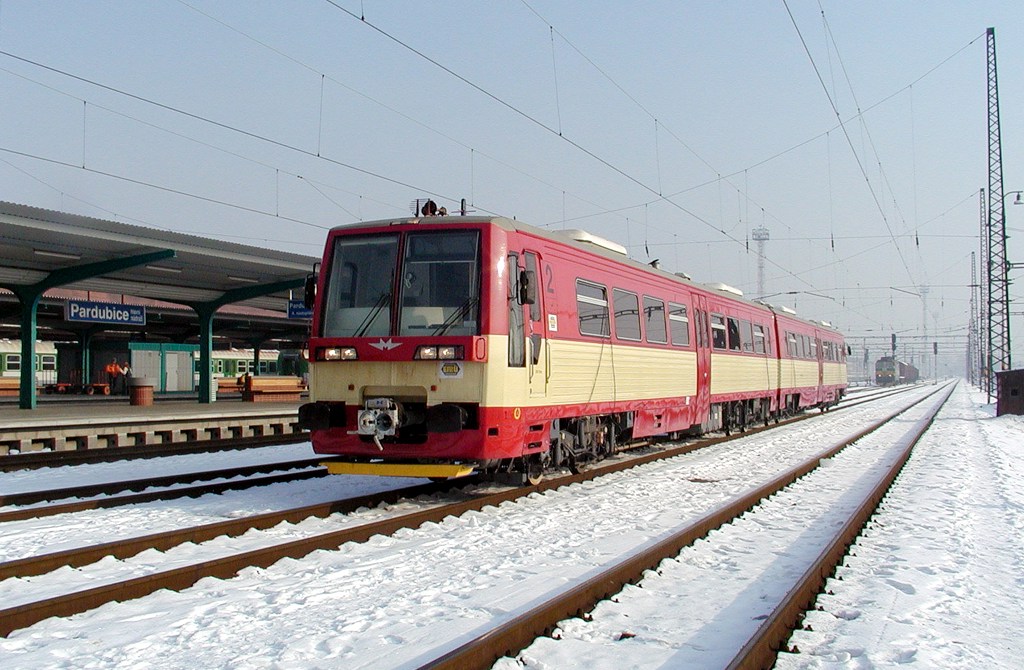 [1024x670] 835001s.jpg