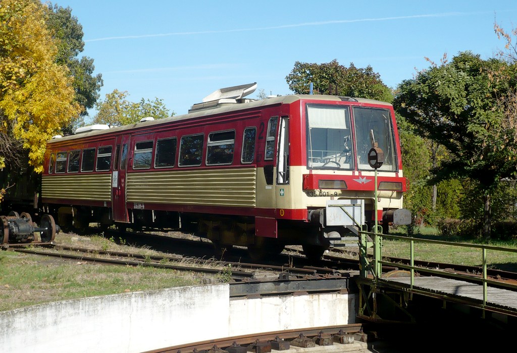 [1024x700] 835001z.jpg