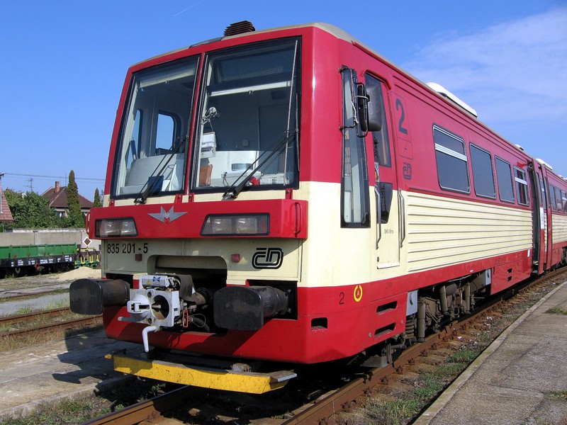 [800x600] 835celo1.jpg