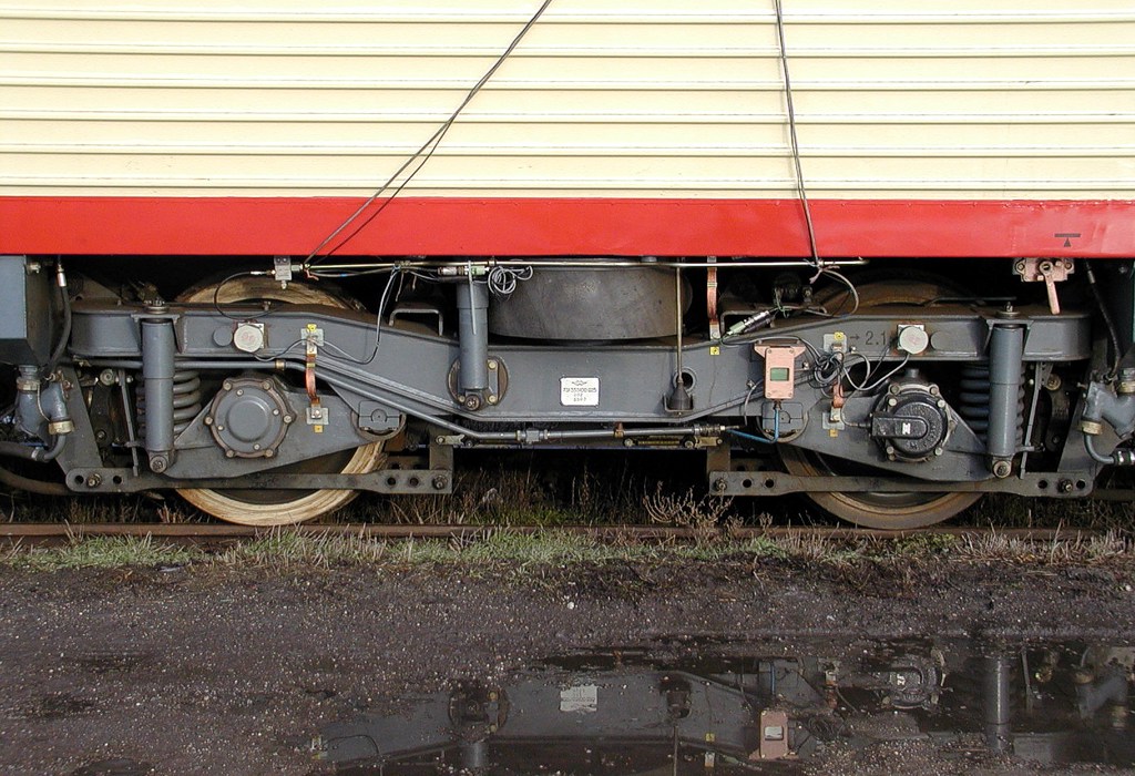 [1024x700] 835podvozek.jpg