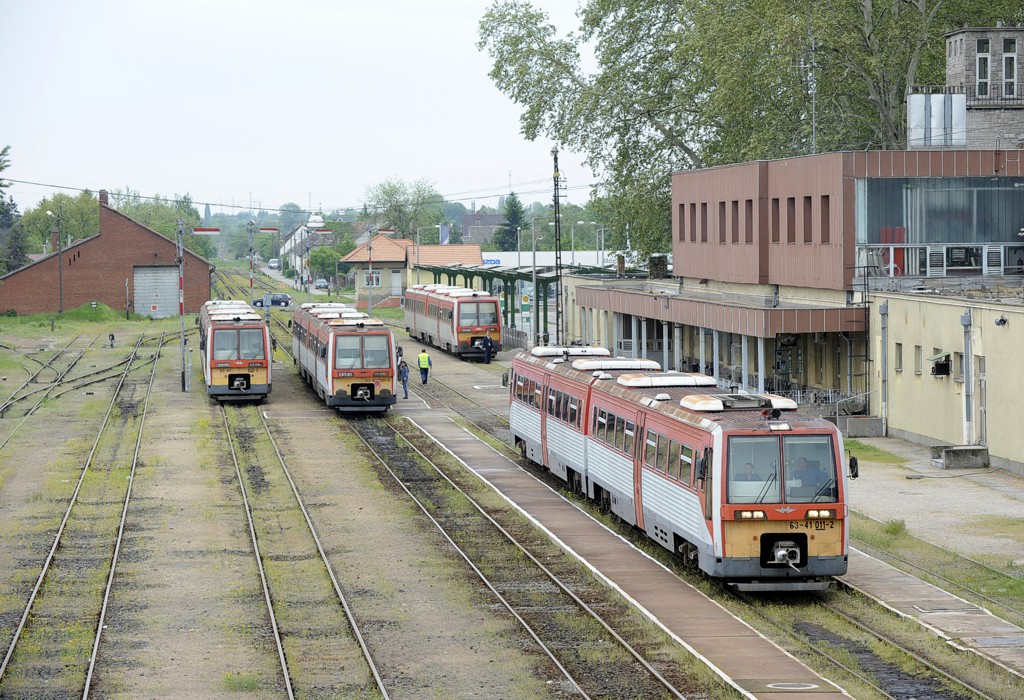 [1024x700] 835prib06.jpg