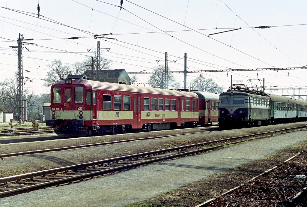 [1024x690] 842018a.jpg