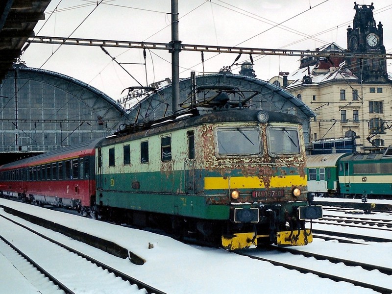 [800x600] 141057x.jpg