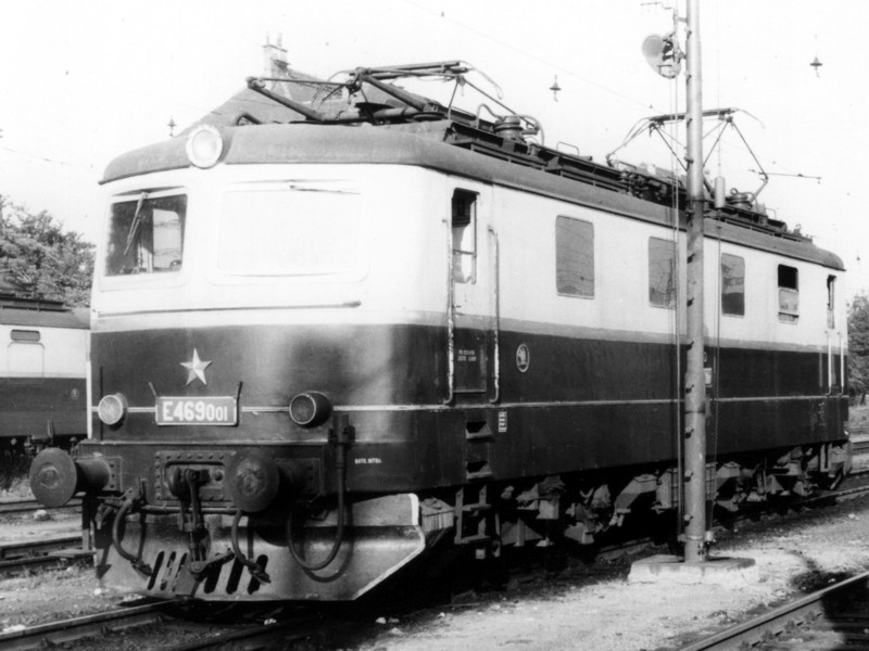 [800x600] E469001e.jpg