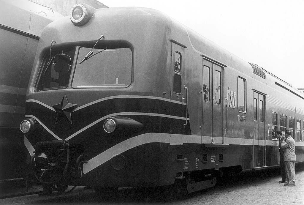 [1024x690] EM475003a.jpg