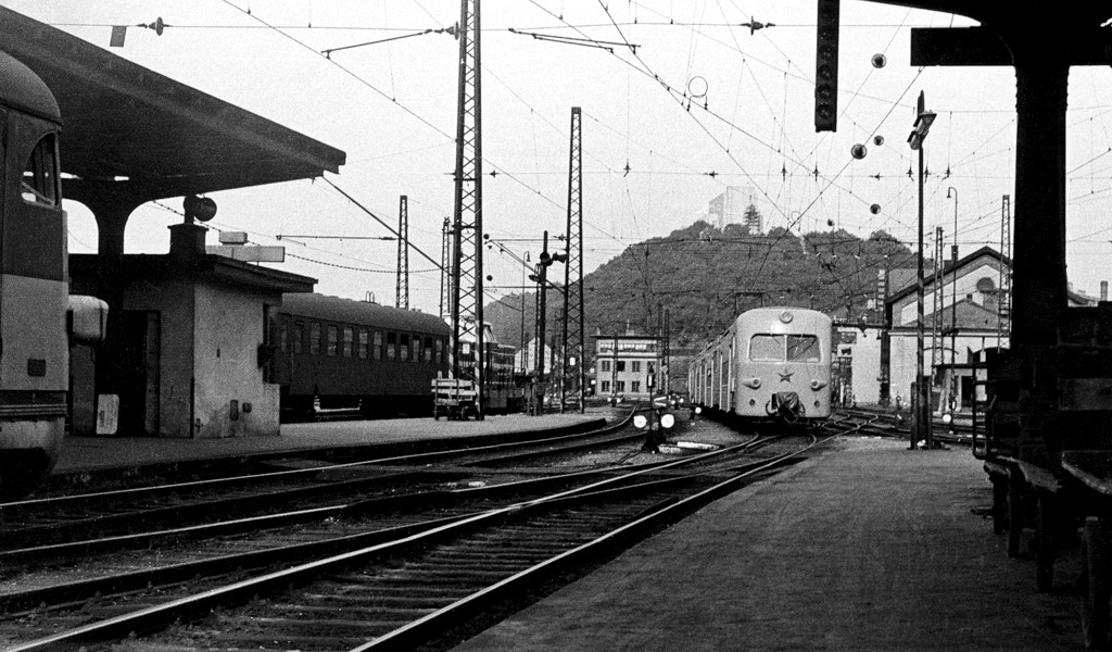 [1024x600] EM475003g.jpg