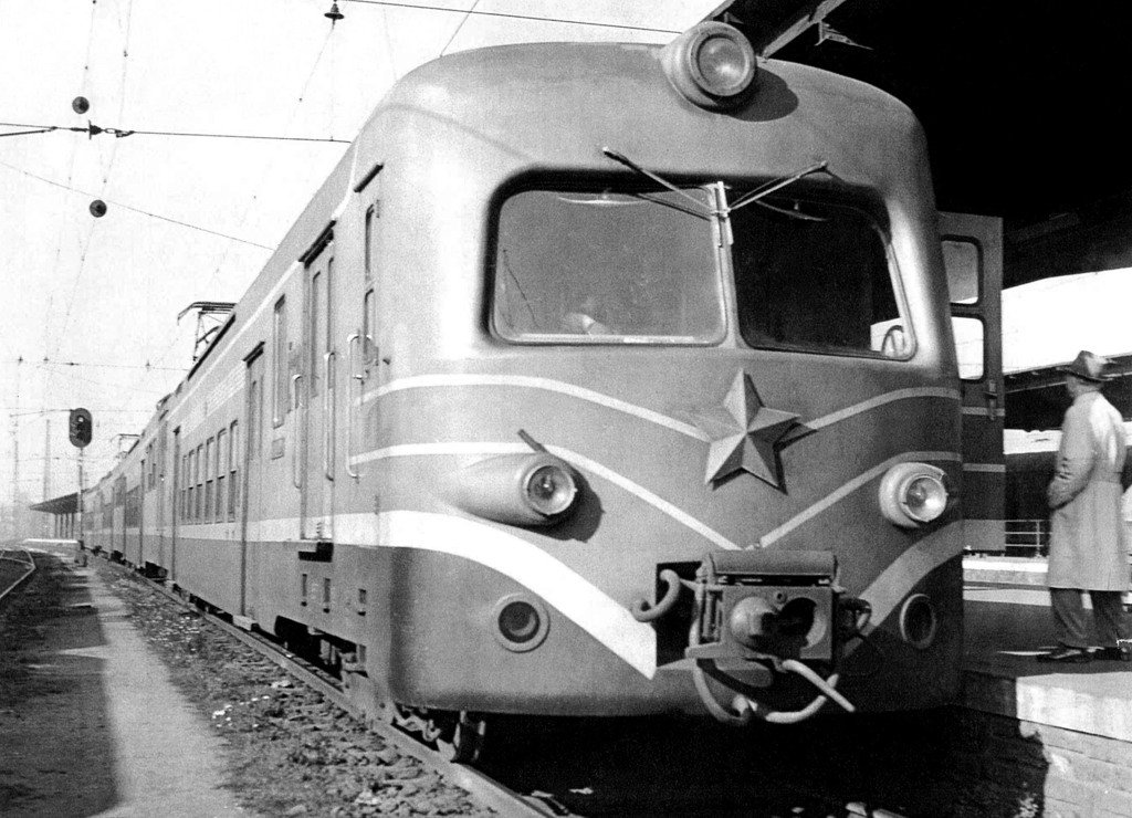 [1024x740] EM475003h.jpg