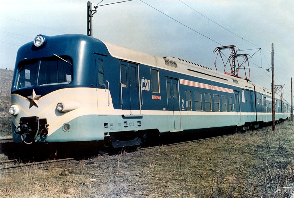 [1024x690] EM475004a.jpg