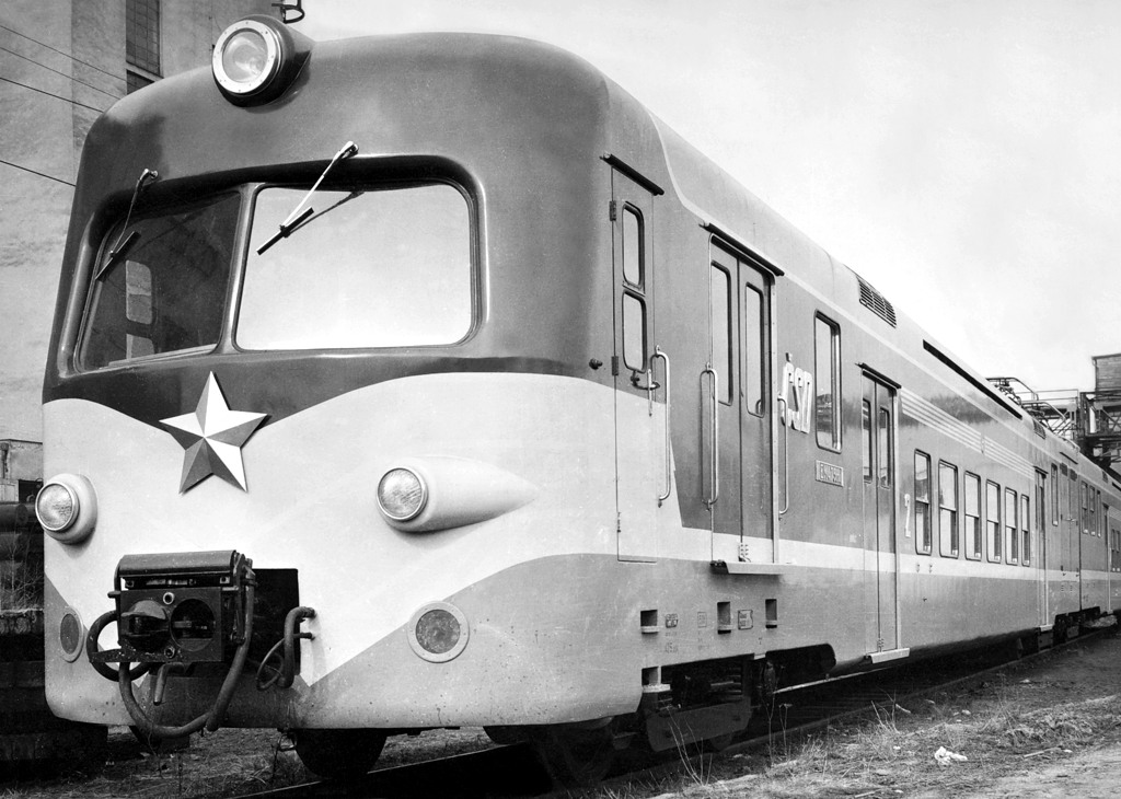 [1024x730] EM475004f.jpg