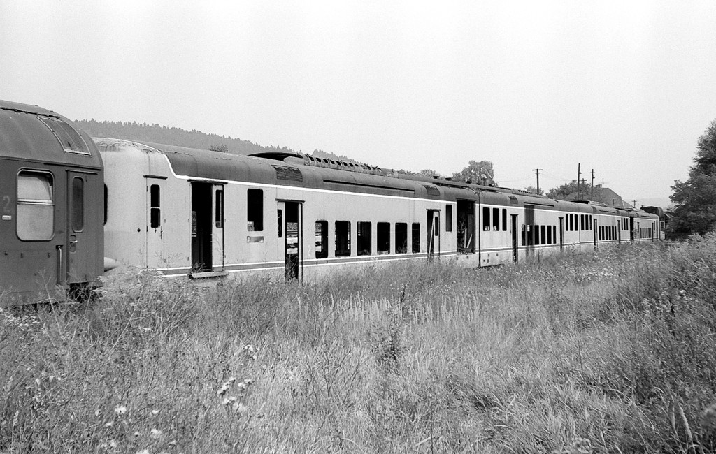 [1024x650] EM475004i.jpg