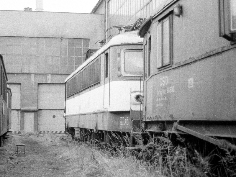 [800x600] S479101f.jpg