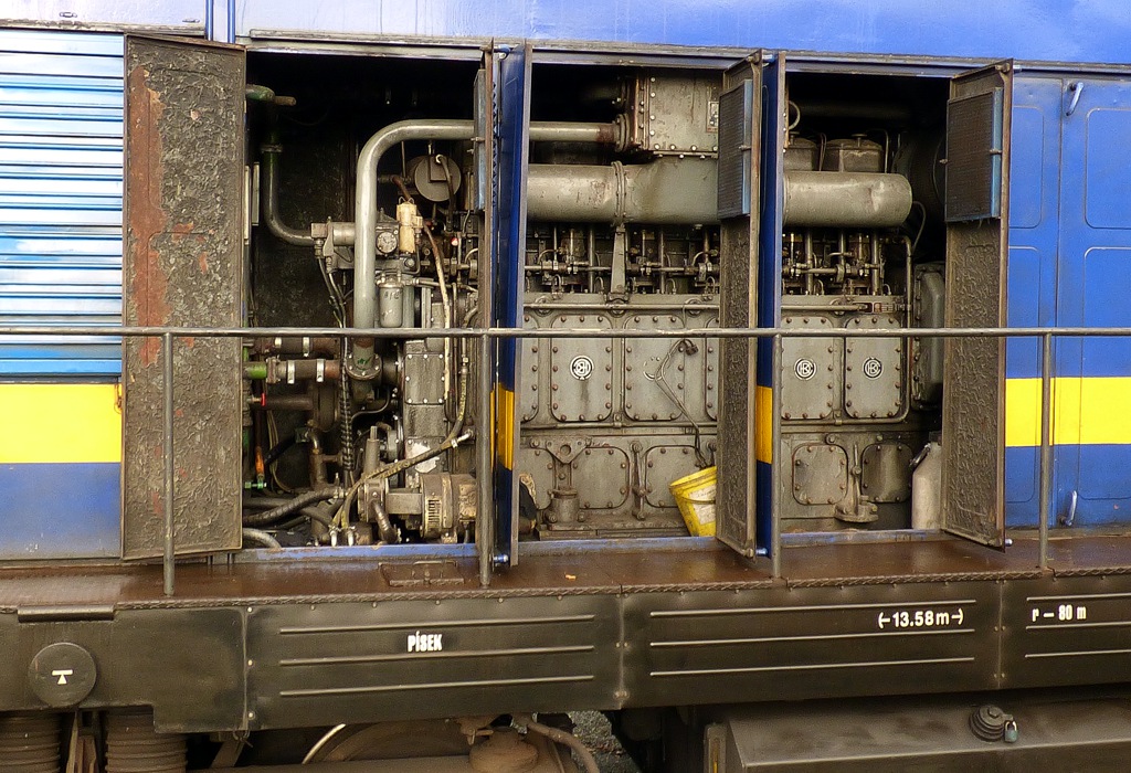 [1024x700] 744502motor1.jpg