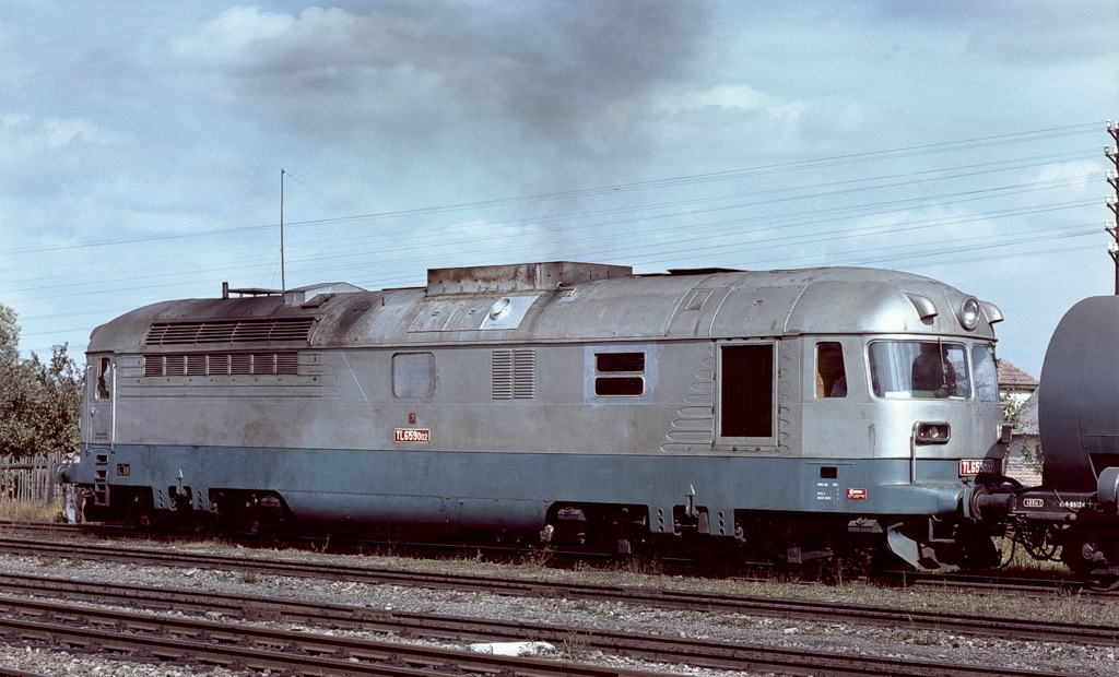 [1024x620] TL659002f.jpg